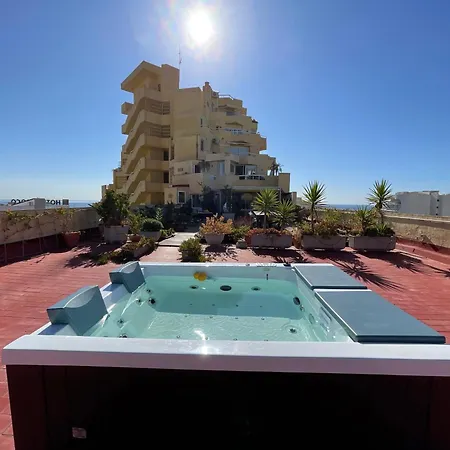 Apartment 550 M2 Luxury Penthouse - Jacuzzi, Golf & Benalmadena